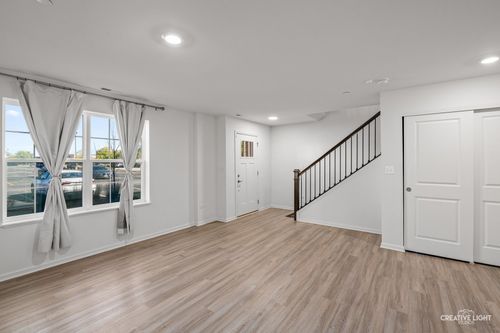 2906 Reflection Dr, Naperville, IL, 60564-8374 | Card Image