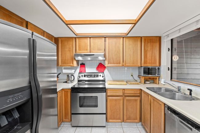 856 Frederick Rd, Townhouse with 4 bedrooms, 3 bathrooms and 2 parking in North Vancouver BC | Image 13