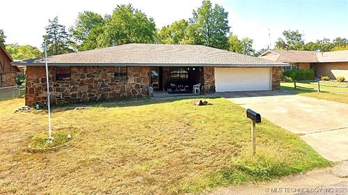 60 Redwood Cir, Sallisaw, OK, 74955-3211 | Card Image