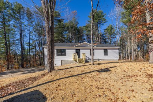 2 Streamside Drive, Lewiston, ME, 04240 | Card Image