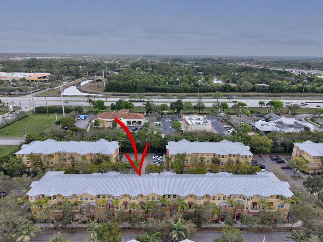 1910 Shoma Dr, Condo with 3 bedrooms, 4 bathrooms and null parking in Royal Palm Beach FL | Image 46