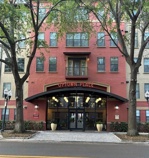 apt-142-911 N Orange Ave, ORLANDO, FL, 32801-1067 | Card Image