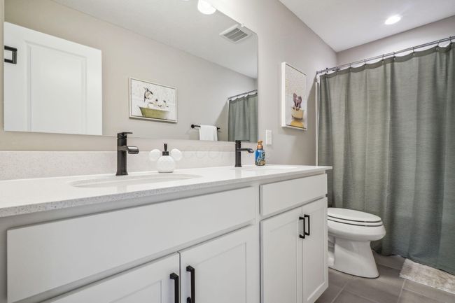 Bathroom 1 | Image 21