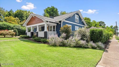 528 W Glenwood Ave, Knoxville, TN, 37917-5624 | Card Image