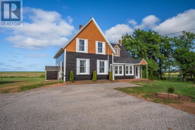 7940 Cavendish Rd, House other with 2 bedrooms, 2 bathrooms and null parking in North Rustico PE | Image 2