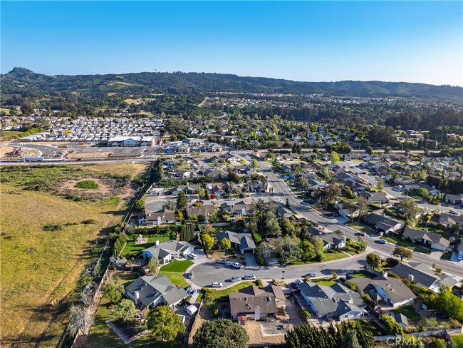 1572 Rhinestone Ct, House other with 5 bedrooms, 3 bathrooms and null parking in Santa Maria CA | Image 54