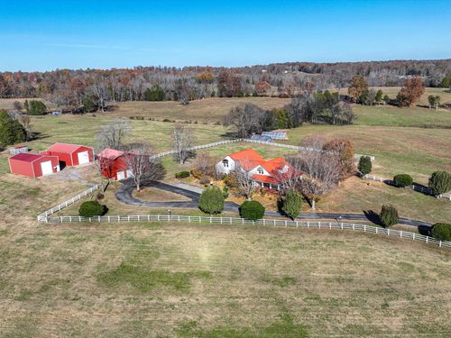 275 Swift Ln, Cunningham, TN, 37052-4917 | Card Image