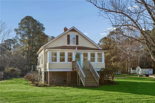 3125 Browns Bay Rd, Hayes, VA, 23072-4217 | Card Image