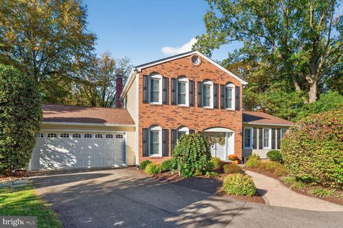 8110 Northumberland Rd, SPRINGFIELD, VA, 22153-3013 | Card Image