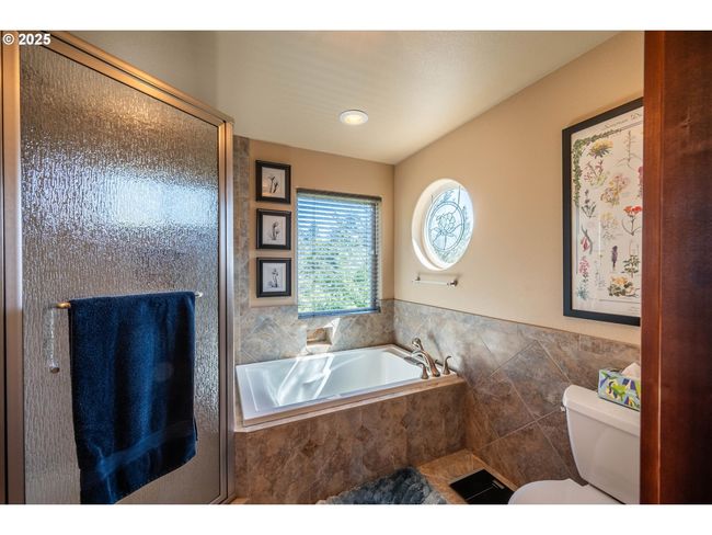 Attached Bathroom #1-Full Bathroom | Image 21