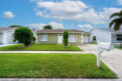 5580 Priscilla Ln, Lake Worth, FL, 33463-6785 | Card Image