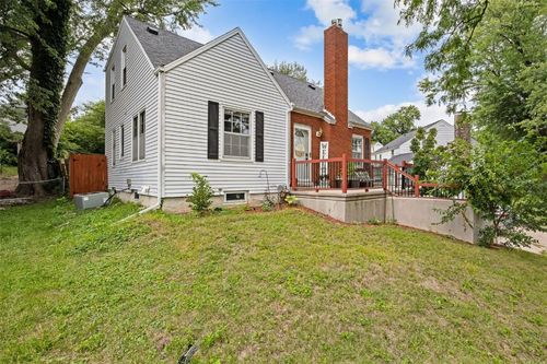 205 21st St Ne, Cedar Rapids, IA, 52402-6309 | Card Image