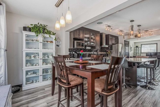 275 Pantego Lane Nw, Home with 3 bedrooms, 2 bathrooms and 2 parking in Calgary AB | Image 4