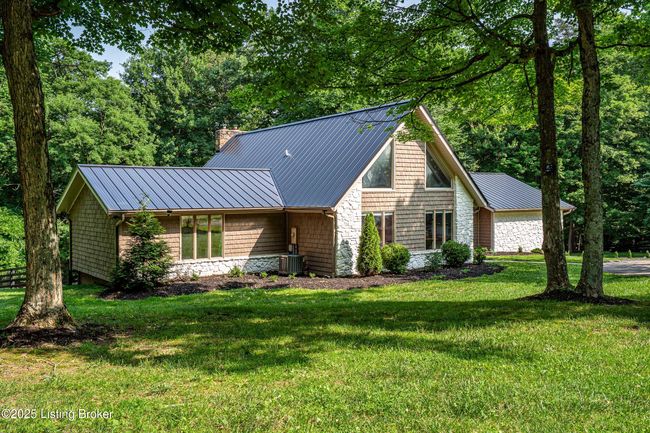 2918 Spickert Knob Rd, House other with 5 bedrooms, 4 bathrooms and null parking in Floyds Knobs IN | Image 6