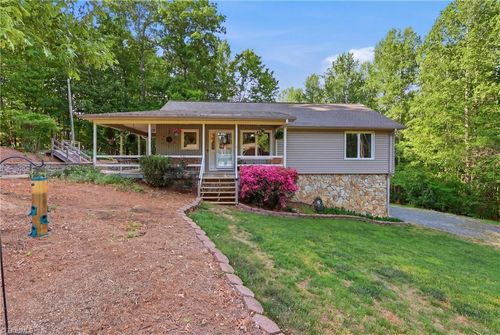 980 Redwood Dr, Asheboro, NC, 27205-0926 | Card Image