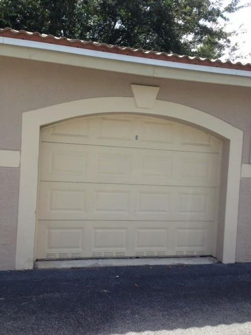 apt-204-5045 Wiles Rd, Coconut Creek, FL, 33073-4210 | Card Image