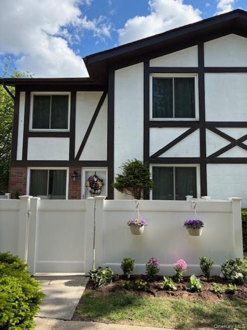 273-273 Birchwood Rd, Medford, NY, 11763-1240 | Card Image