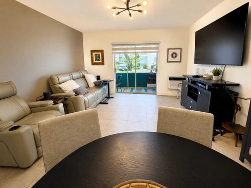 115-16900 Ne 14th Ave, North Miami Beach, FL, 33162-2890 | Card Image