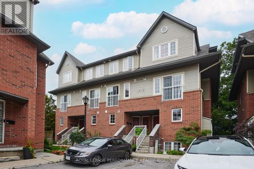64 Mayflower Private, Ottawa, ON, K2B0A2 | Card Image