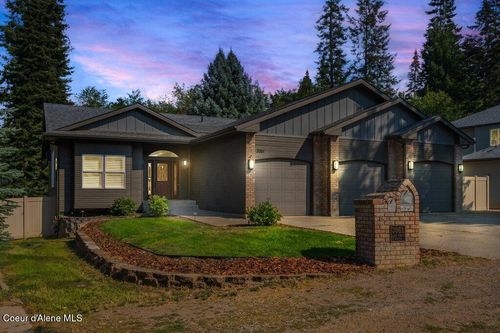 3061 E Lake Forest Dr, Hayden Lake, ID, 83835-9538 | Card Image