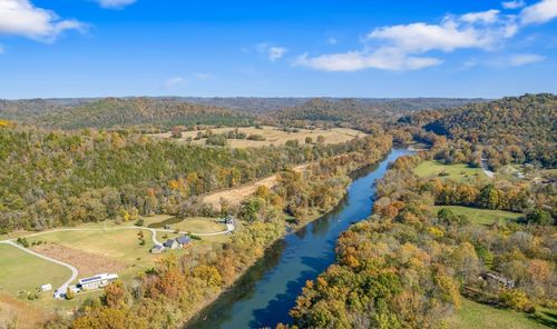 90 Judd Ln, Lancaster, TN, 38569-6215 | Card Image