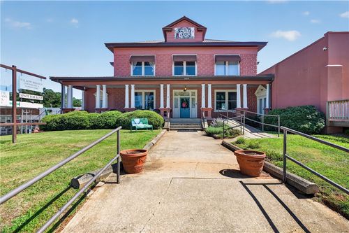 112 W Main St, Walhalla, SC, 29691-1929 | Card Image