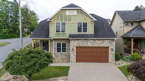 1 French Quarters Dr, Morgantown, WV, 26505-2284 | Card Image