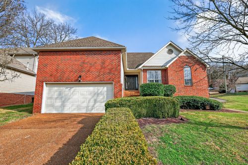 136 Holt Hills Rd, Nashville, TN, 37211-6928 | Card Image
