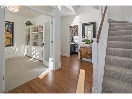 4707 Avery Ln, Lake Oswego, OR, 97035-5755 | Card Image