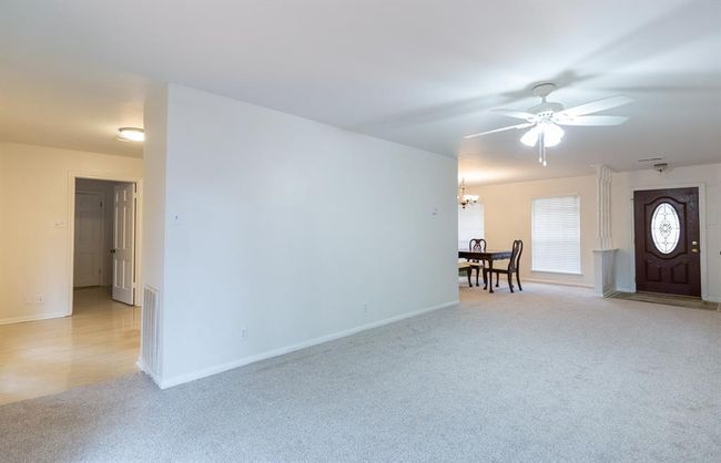 502 River Oaks Dr, House other with 2 bedrooms, 2 bathrooms and null parking in Huntsville TX | Image 5