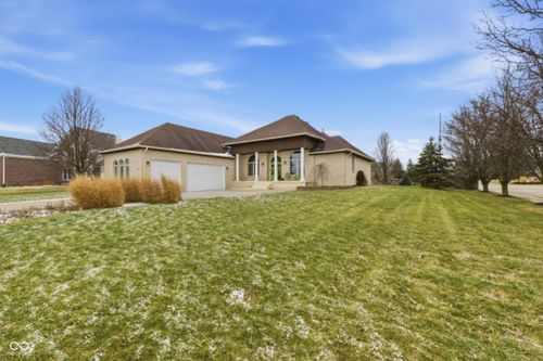 599 Tradewind, Brownsburg, IN, 46112-7643 | Card Image