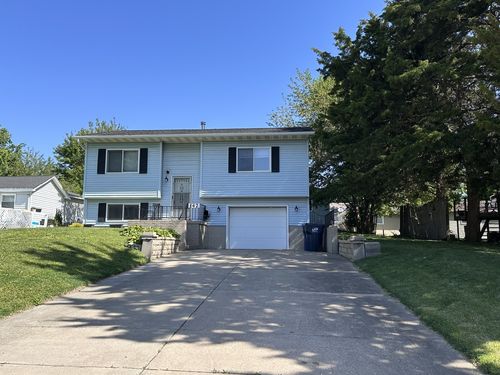 147 7th St, La Salle, IL, 61301-1703 | Card Image