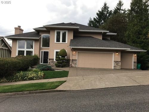 8601 Nw Hazeltine St, Portland, OR, 97229-4172 | Card Image