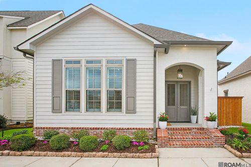 4944 Crestfield Way, Gonzales, LA, 70737-8263 | Card Image