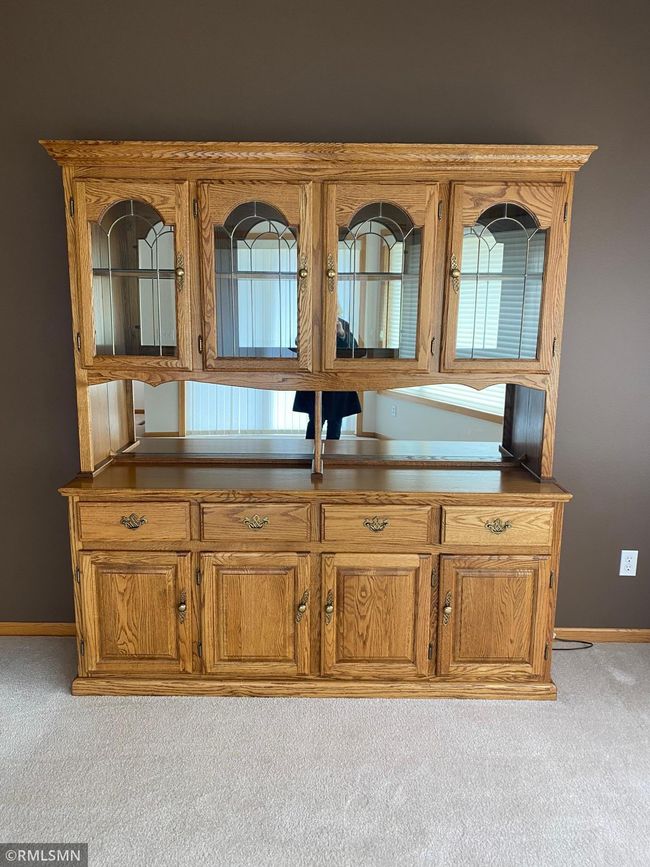 Lovely hutch permanently attached | Image 15