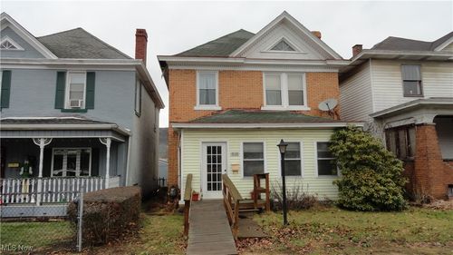510 Grant St, Newell, WV, 26050-1208 | Card Image