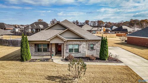 117 Khaki Ridge Dr, Hazel Green, AL, 35750-8787 | Card Image