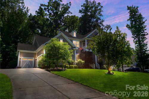 124 Shimmerlake Ln, Belmont, NC, 28012-6767 | Card Image