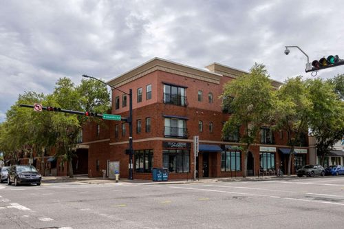211-20 6th St, Gainesville, FL, 32601-6263 | Card Image