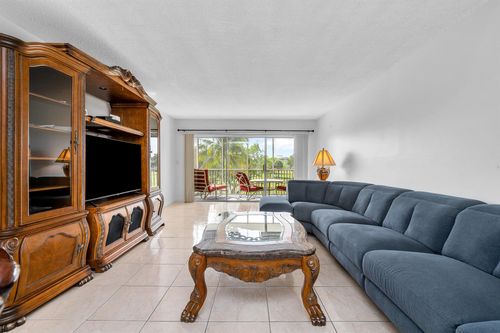 apt-309-2800 N Palm Aire Dr, Pompano Beach, FL, 33069-3485 | Card Image