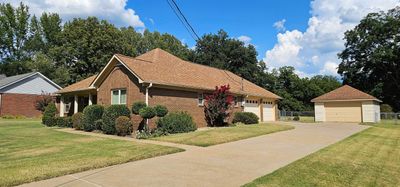 252 West Dr, House other with 3 bedrooms, 2 bathrooms and null parking in Munford TN | Image 2