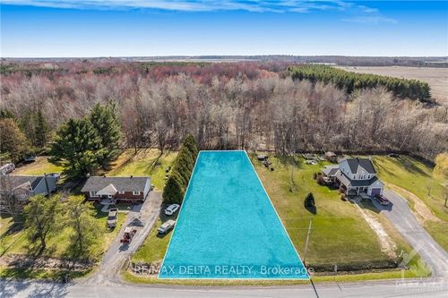 767 Mill St, Prescott Russell, ON, K0B1C0 | Card Image