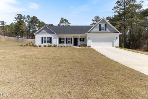 111 Sugarberry Pl, Spring Lake, NC, 28390-7245 | Card Image