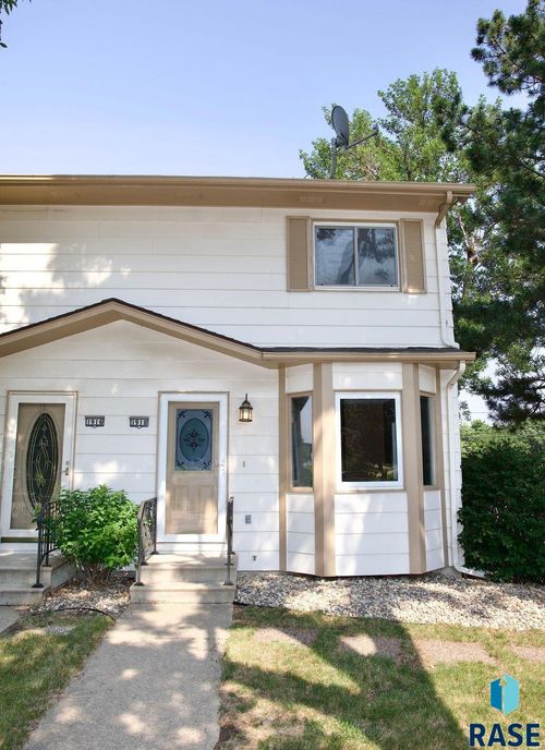 1918 S Cliff Ave Avenue, Sioux Falls, SD, 57105 | Card Image