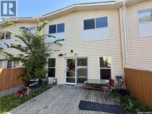 4216 Castle Rd, Regina, SK, S4S4W1 | Card Image