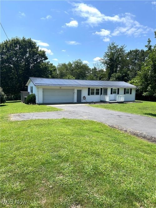 275 Fox Creek Rd, New Concord, OH, 43762-9448 | Card Image