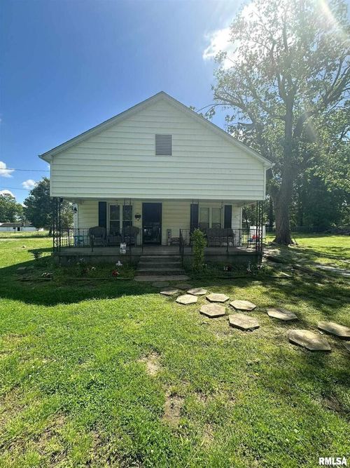 700 S 23rd St, Herrin, IL, 62948-2157 | Card Image