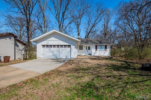 705 Russett Ter, Lake St Louis, MO, 63367-1403 | Card Image