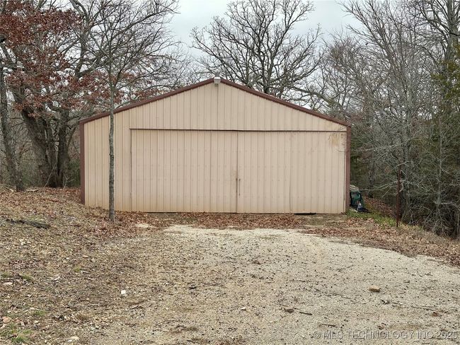 4908 Hickory Hill Dr, House other with 2 bedrooms, 2 bathrooms and null parking in Sulphur OK | Image 34