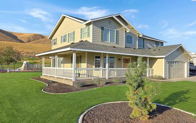 19624 N Webber Canyon Rd, Home with 4 bedrooms, 3 bathrooms and null parking in Benton City WA | Image 2